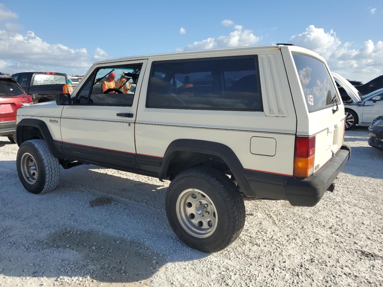 1996 Jeep Grand Cherokee VIN 1J4FT27S5TL311814 Copart auction photo, water/flood damage thumbnail 2