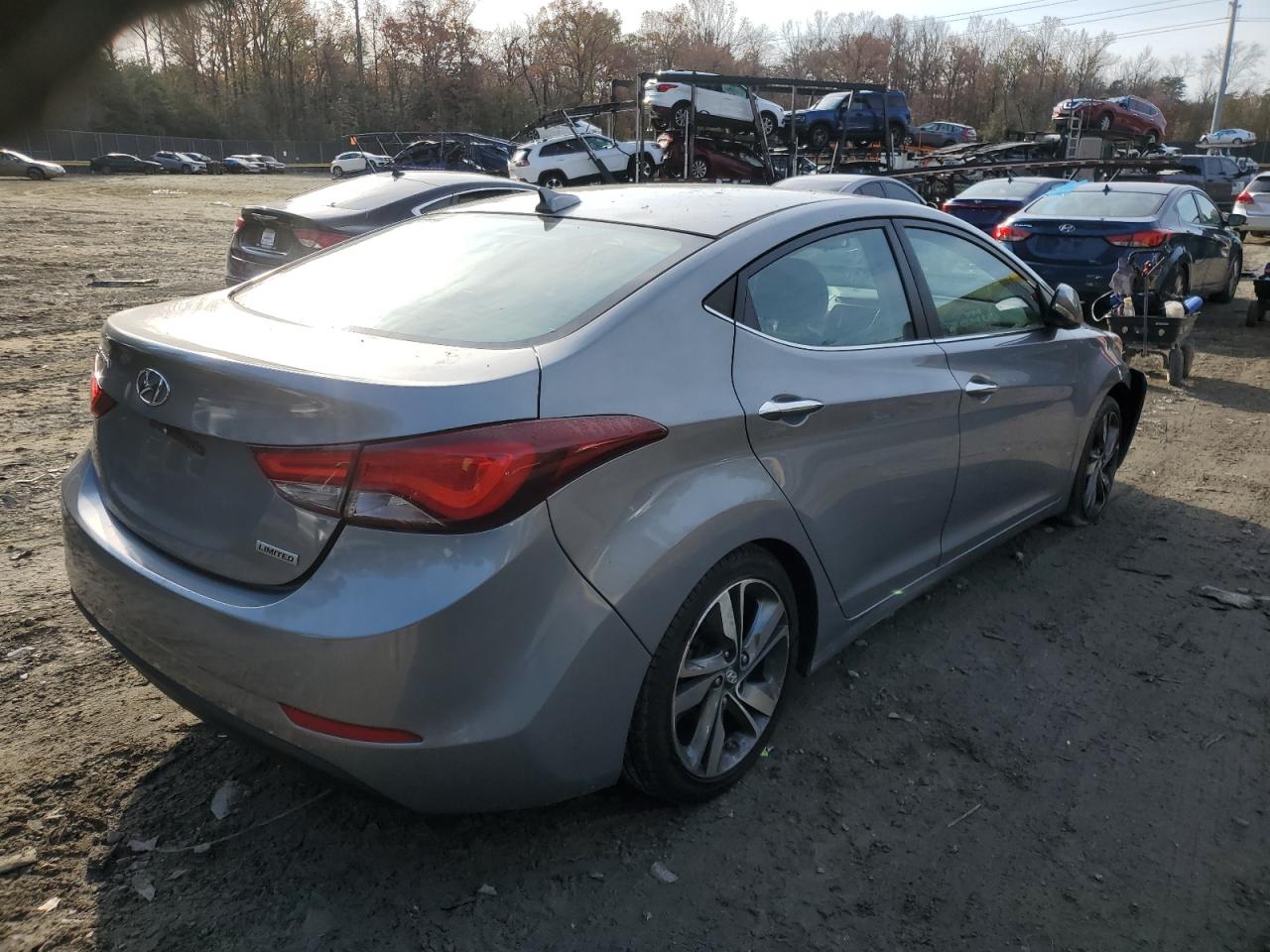 2015 Hyundai Elantra VIN KMHDH4AE0FU321402 Copart auction photo, vandalism / front end damage thumbnail 3
