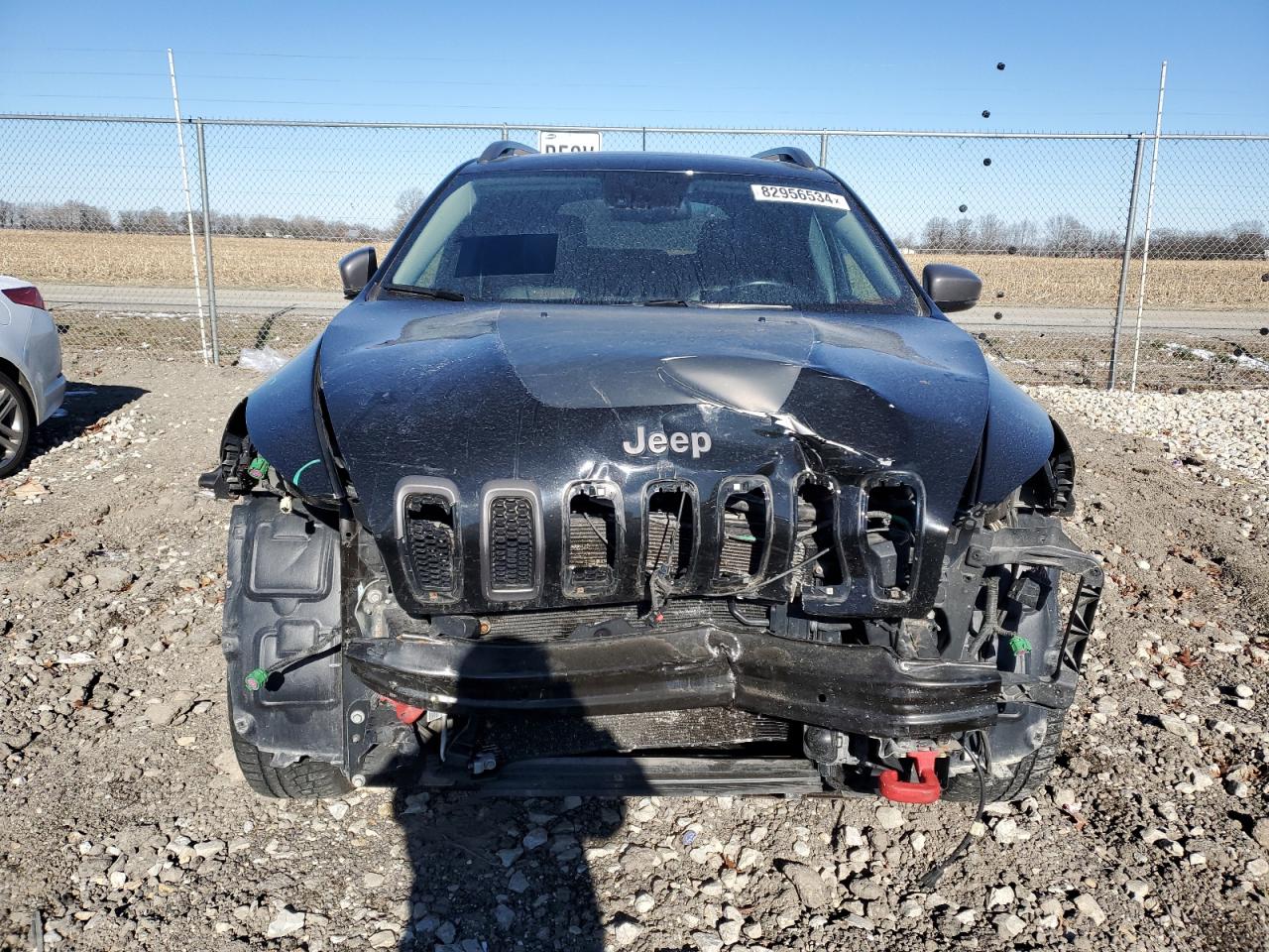 2017 Jeep Cherokee VIN 1C4PJMBS3HW555244 Copart auction photo, front end / minor dent/scratches damage thumbnail 5