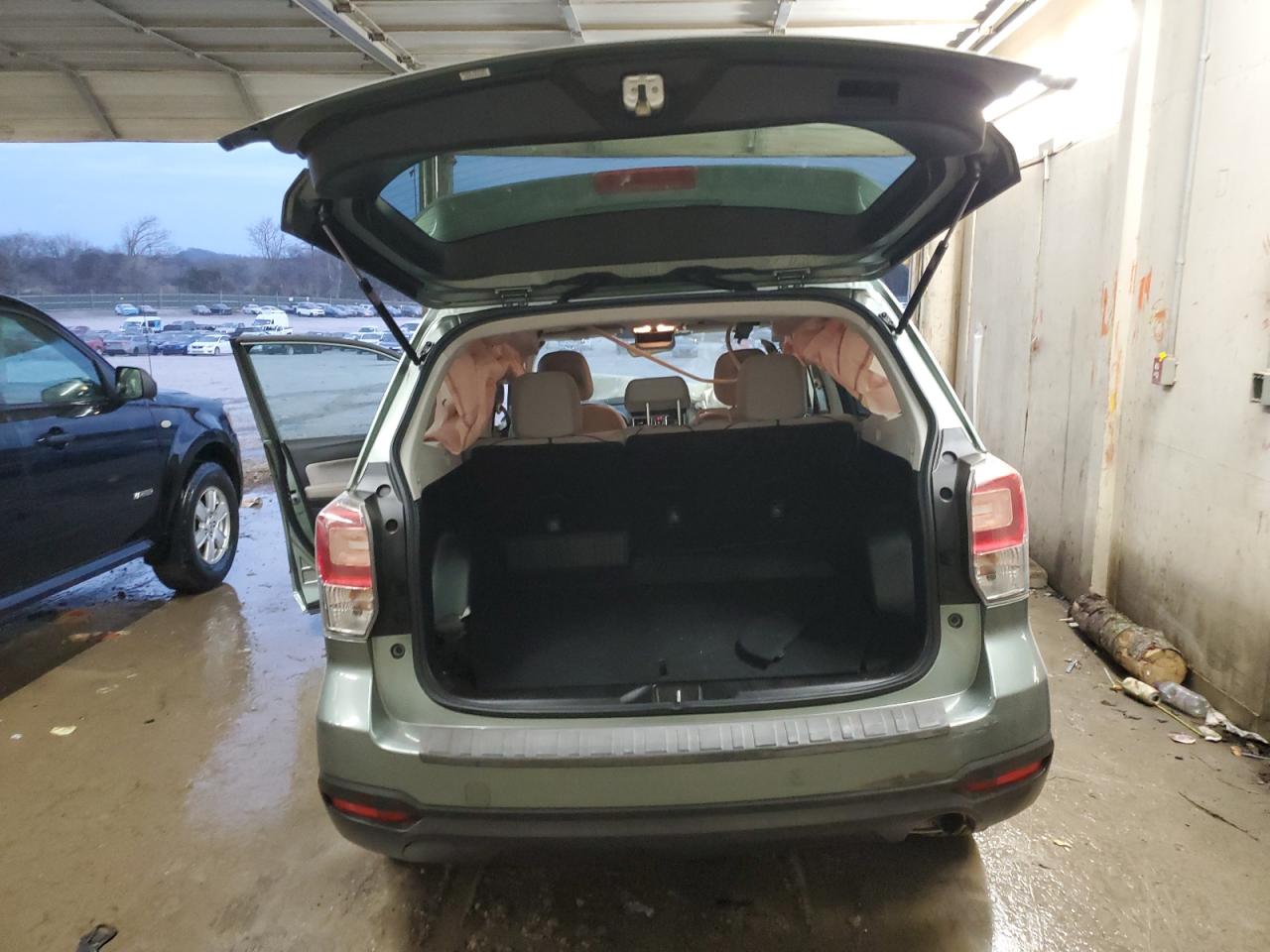 2018 Subaru Forester VIN JF2SJAEC5JH469720 Copart auction photo, front end / undercarriage damage thumbnail 6
