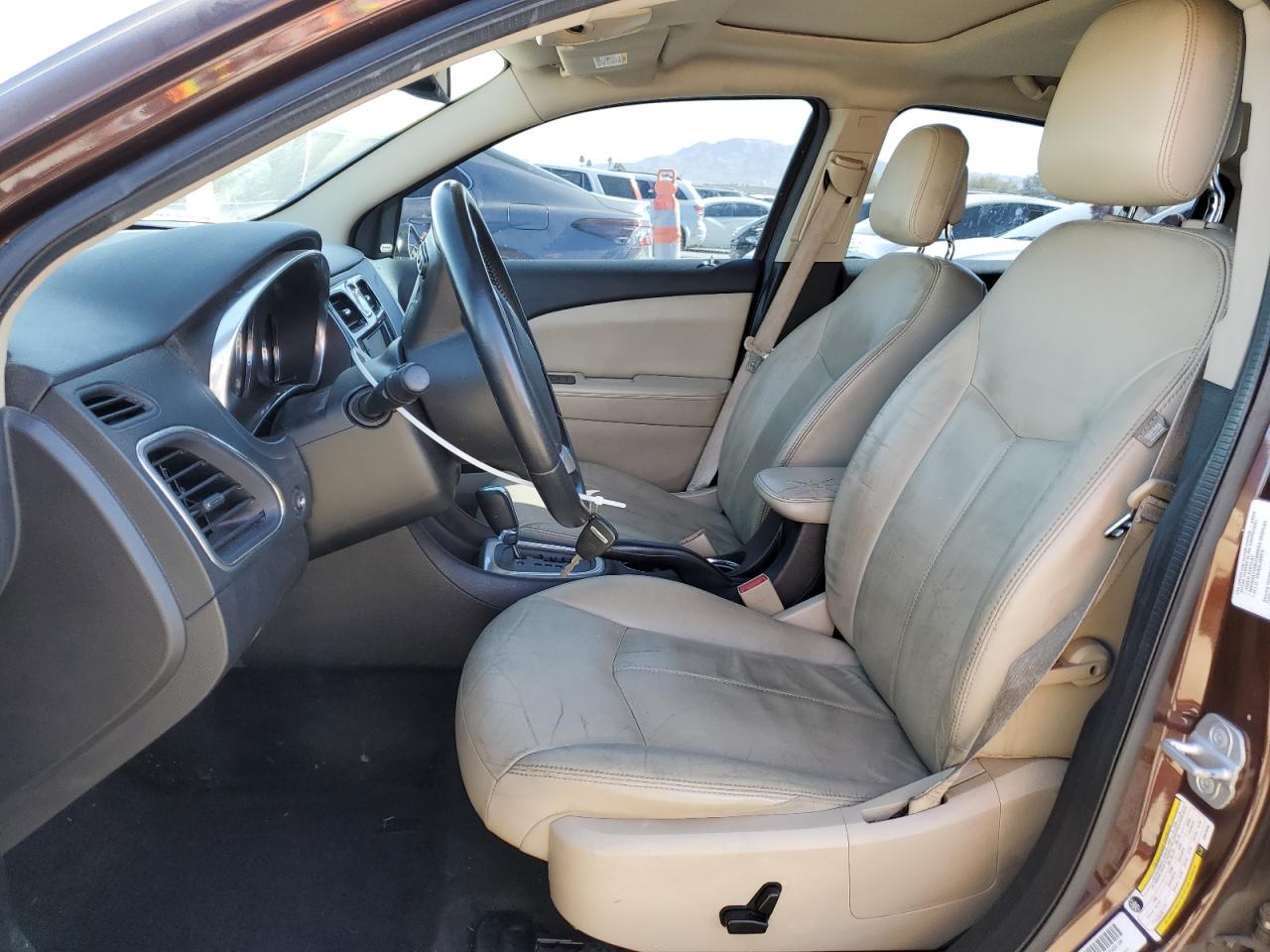 2013 Chrysler 200 VIN 1C3CCBCG6DN578285 Copart auction photo, front end / side damage thumbnail 7