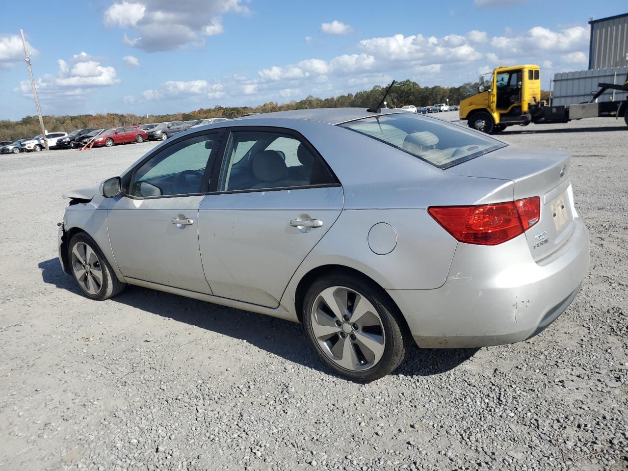 2010 KIA Forte VIN KNAFT4A22A5049307 Copart auction photo, front end / minor dent/scratches damage thumbnail 2