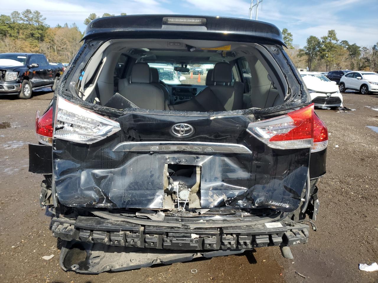 2013 Toyota Sienna VIN 5TDYK3DC4DS325787 Copart auction photo, all over damage thumbnail 6