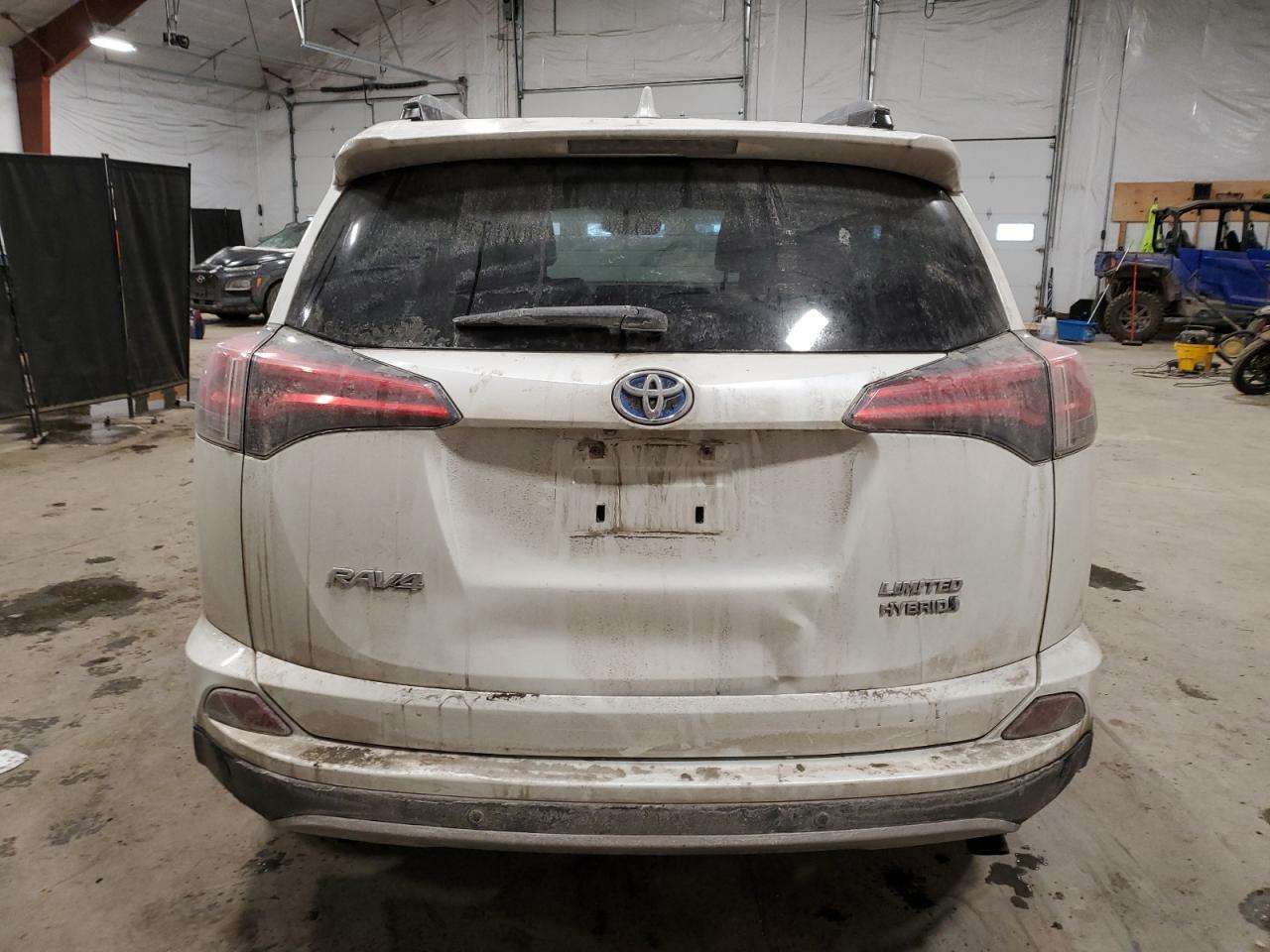 2018 Toyota RAV 4 VIN JTMDJREV9JD197428 Copart auction photo, front end / all over damage thumbnail 6