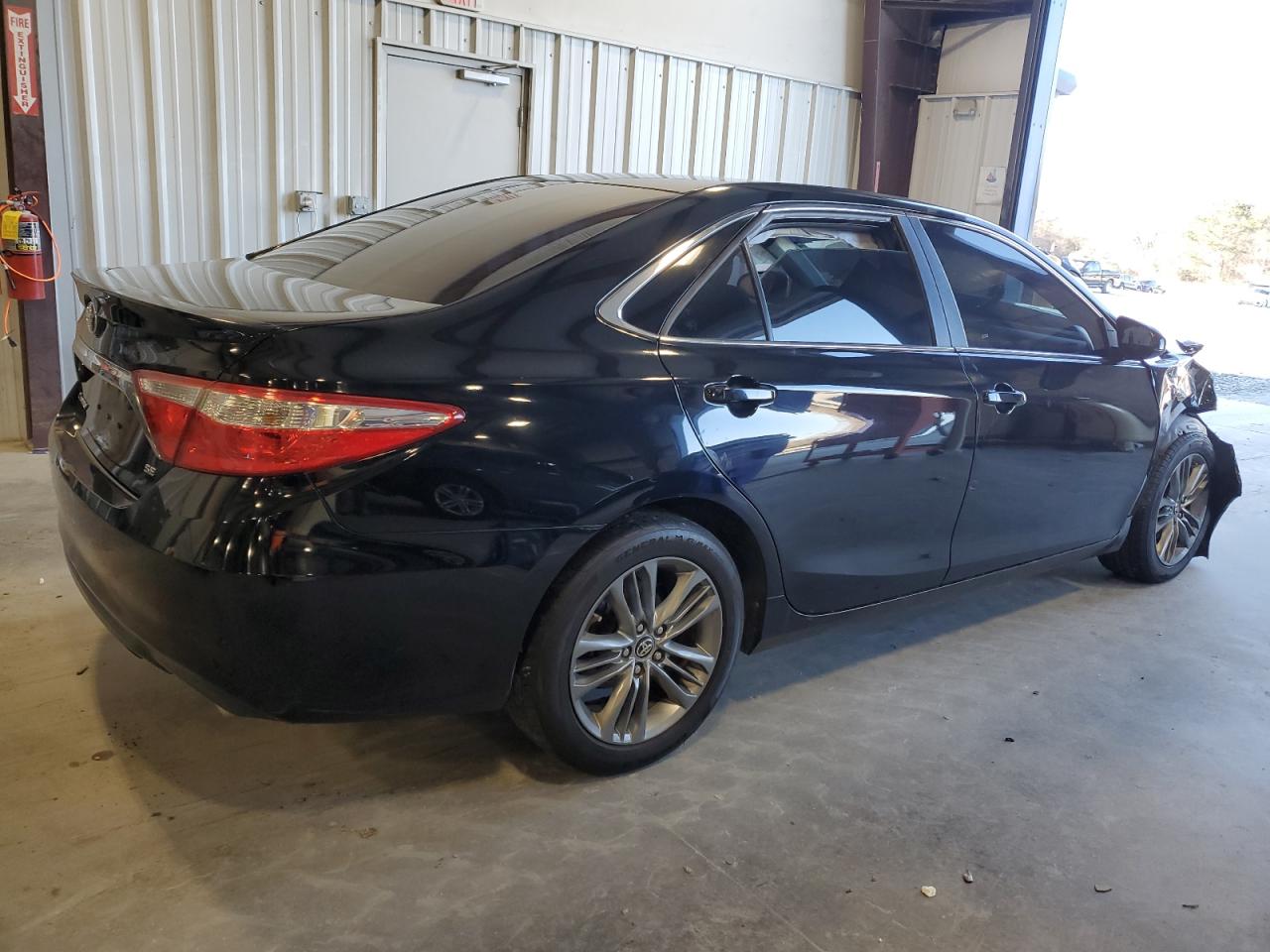 2017 Toyota Camry VIN 4T1BF1FK4HU302400 Copart auction photo, front end damage thumbnail 3