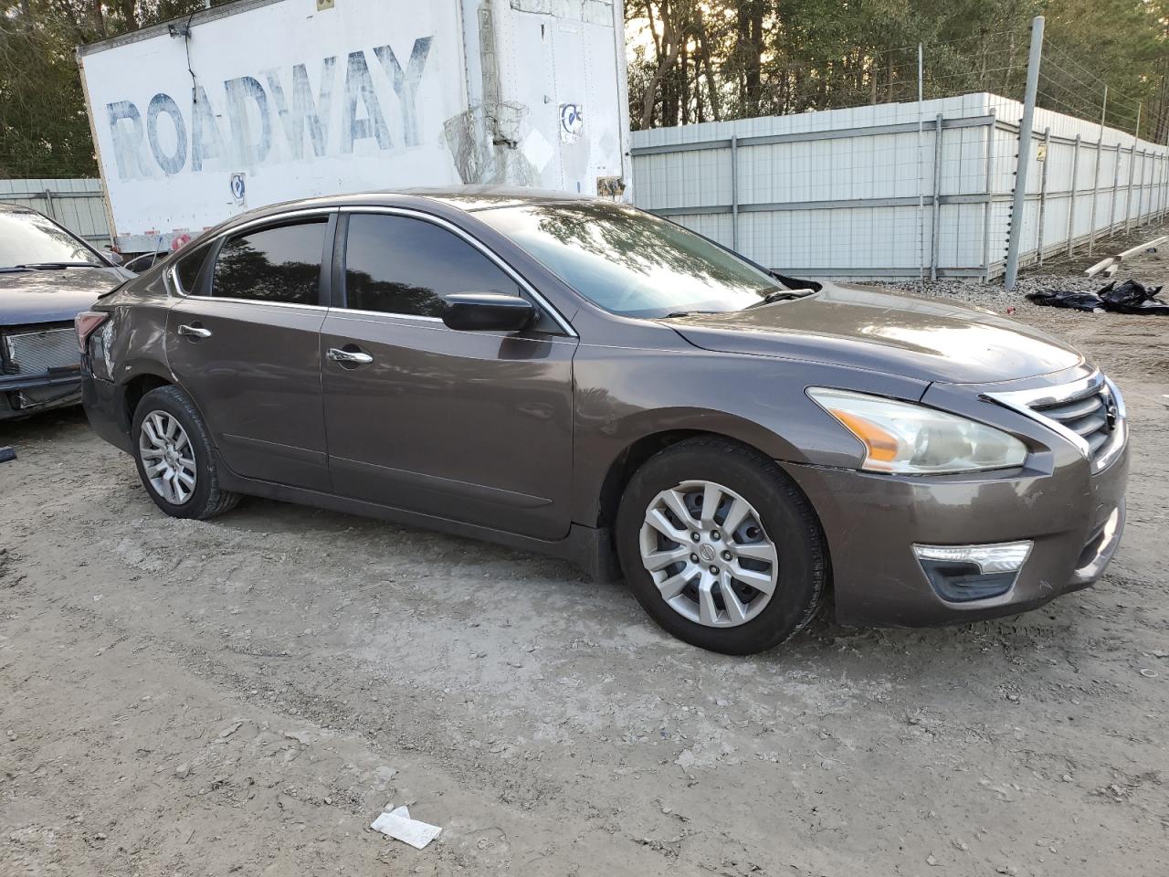 2015 Nissan Altima VIN 1N4AL3AP6FN306663 Copart auction photo, side damage thumbnail 4