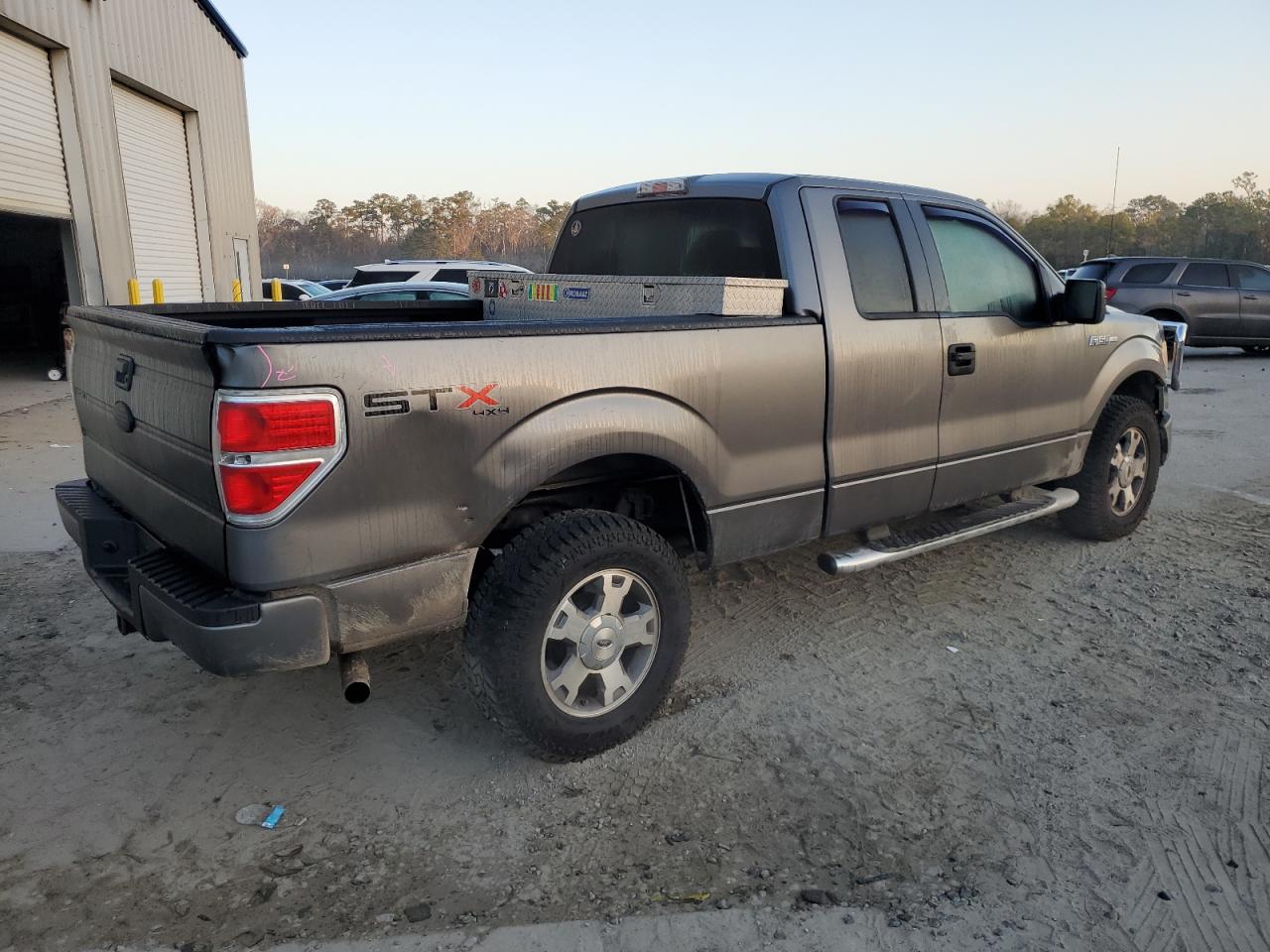 2009 Ford F-150 VIN 1FTRX14859FA96761 Copart auction photo, front end / rear end damage thumbnail 3