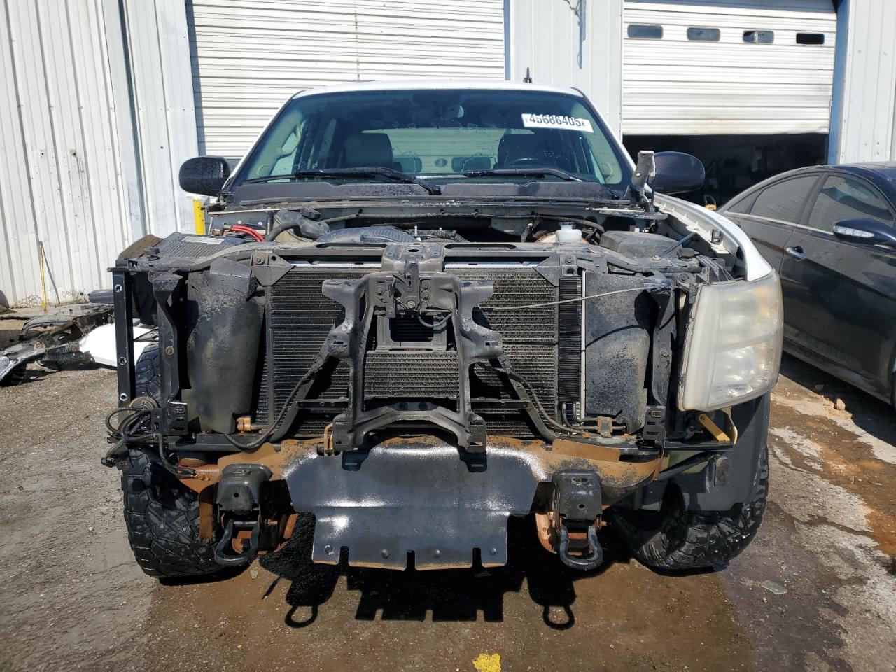 2009 Chevrolet Silverado VIN 3GCEK23339G112284 Copart auction photo, front end / side damage thumbnail 5