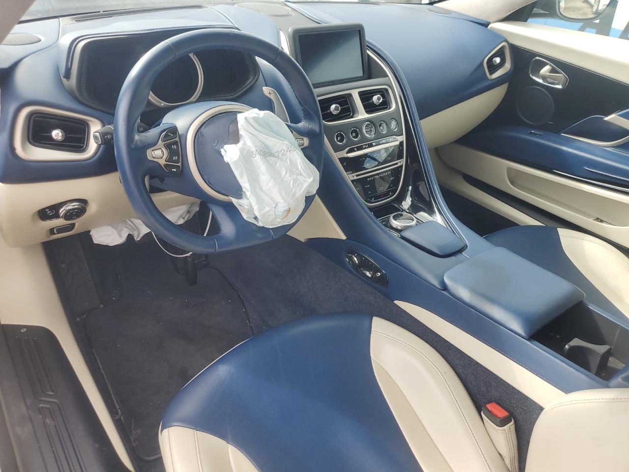 2017 Aston Martin DB11 VIN SCFRMFAV5HGL02557 Copart auction photo, front end / minor dent/scratches damage thumbnail 8