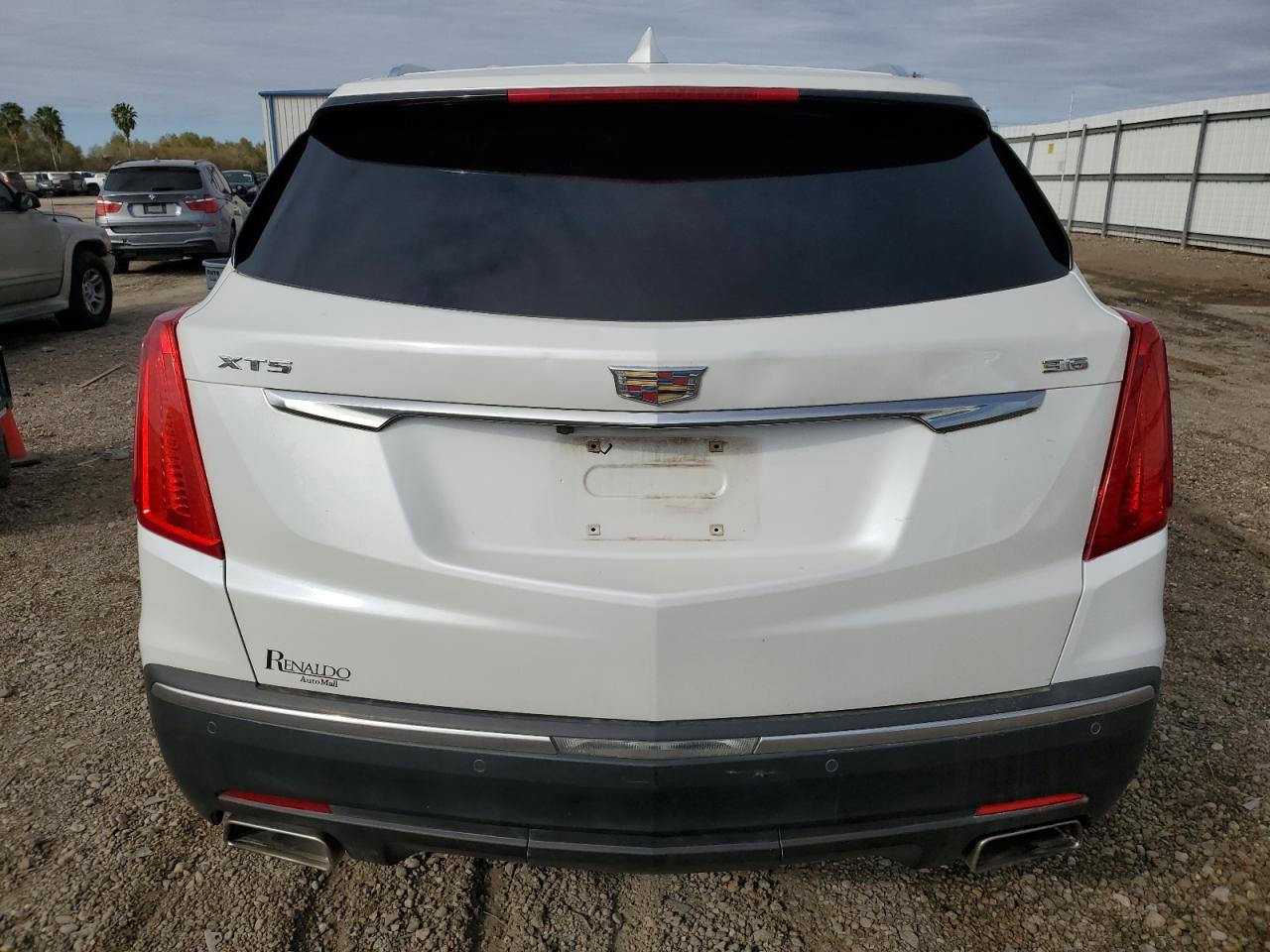 2017 Cadillac XT5 VIN 1GYKNCRS1HZ108662 Copart auction photo, front end / minor dent/scratches damage thumbnail 6