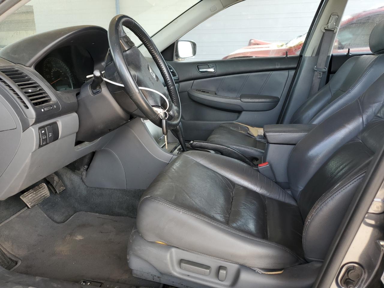 2003 Honda Accord VIN 1HGCM66543A062086 Copart auction photo, front end / rear end damage thumbnail 7