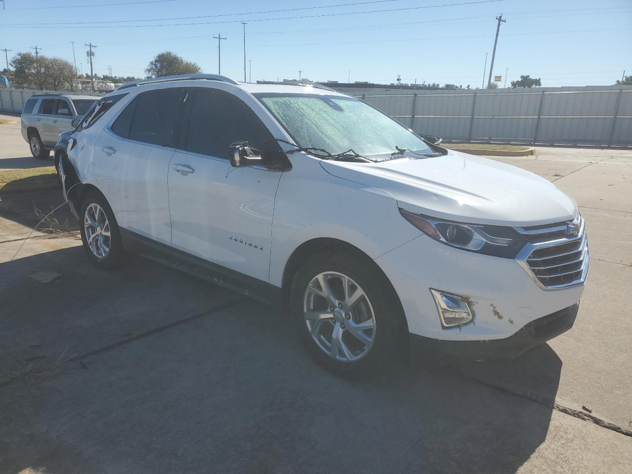 2018 Chevrolet Equinox VIN 3GNAXPEU0JS632700 Copart auction photo, all over / minor dent/scratches damage thumbnail 4
