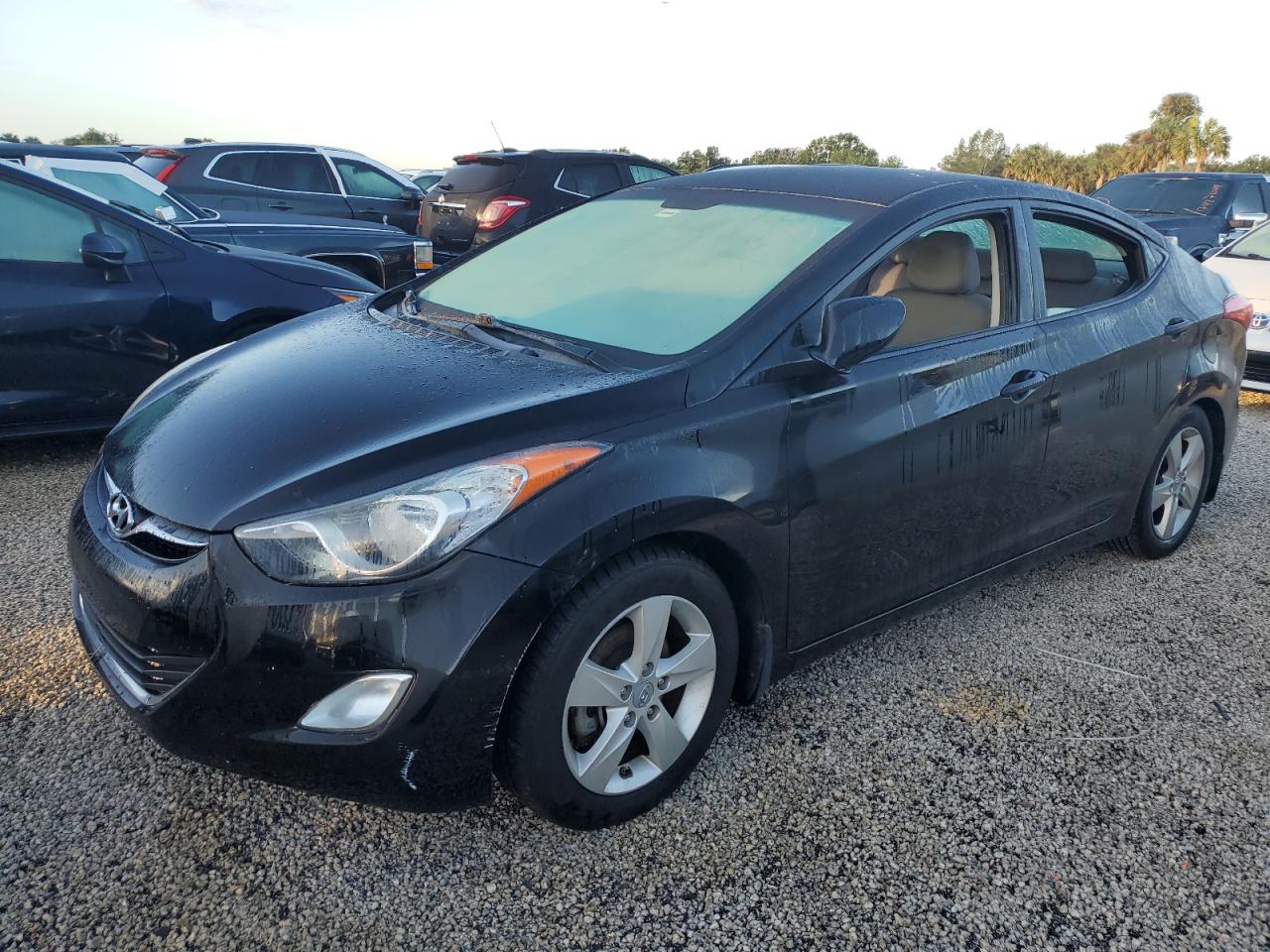 2013 Hyundai Elantra VIN KMHDH4AE4DU611719