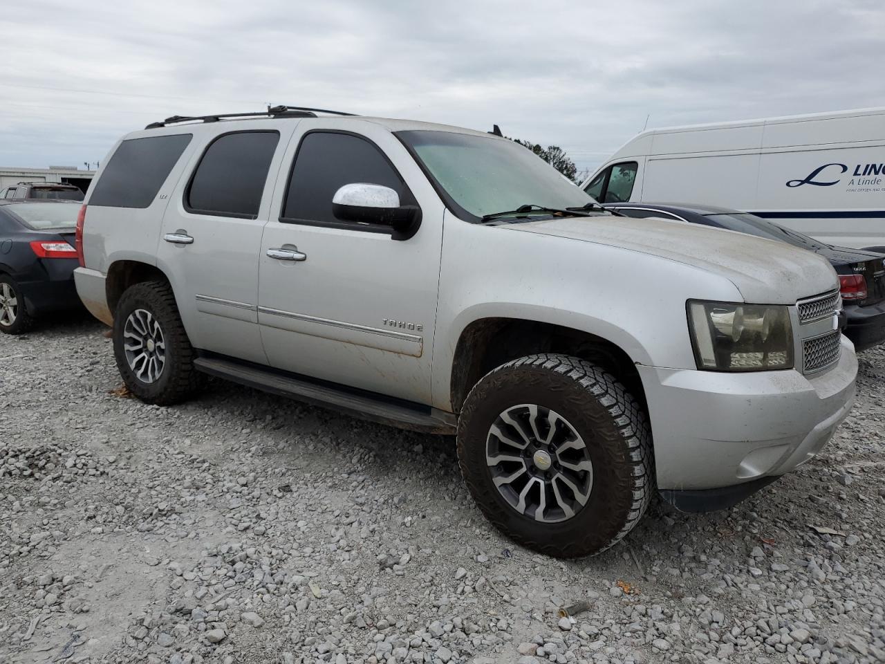 2011 Chevrolet Tahoe VIN 1GNSKCE06BR101532 Copart auction photo, burn - interior damage thumbnail 4