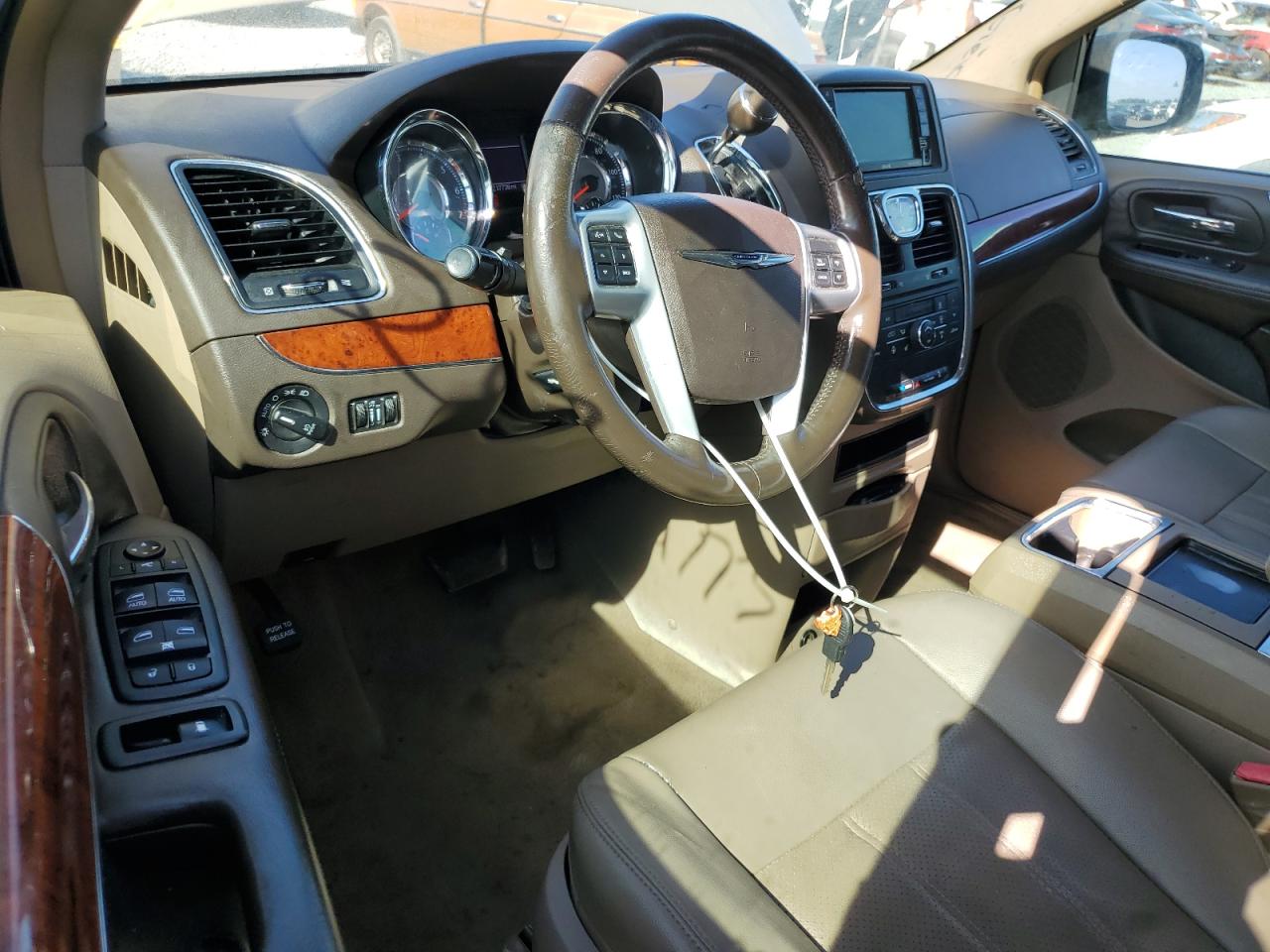 2013 Chrysler Town & Country VIN 2C4RC1CG8DR713480 Copart auction photo, water/flood / rear end damage thumbnail 8