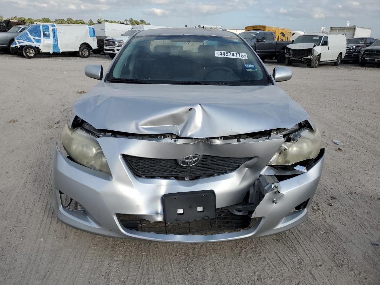 2010 Toyota Corolla VIN 1NXBU4EE2AZ307099 Copart auction photo, front end / rear end damage thumbnail 5