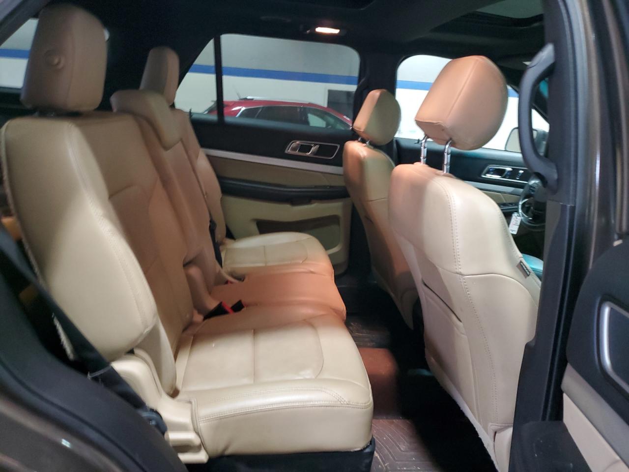 2016 Ford Explorer VIN 1FM5K8D87GGB16954 Copart auction photo, front end damage thumbnail 11