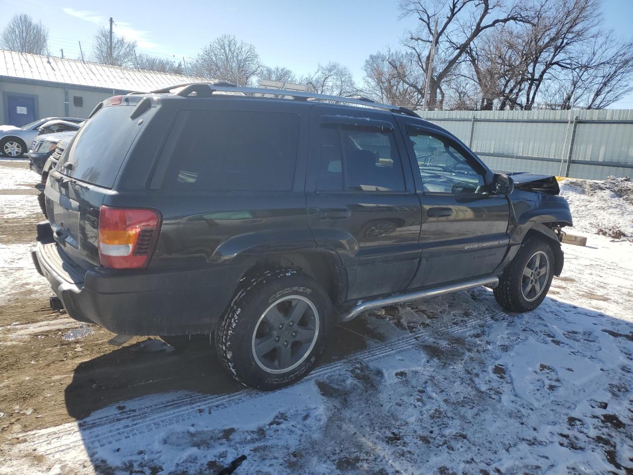 2004 Jeep Grand Cherokee VIN 1J4GW48S84C228272 Copart auction photo, front end / side damage thumbnail 3