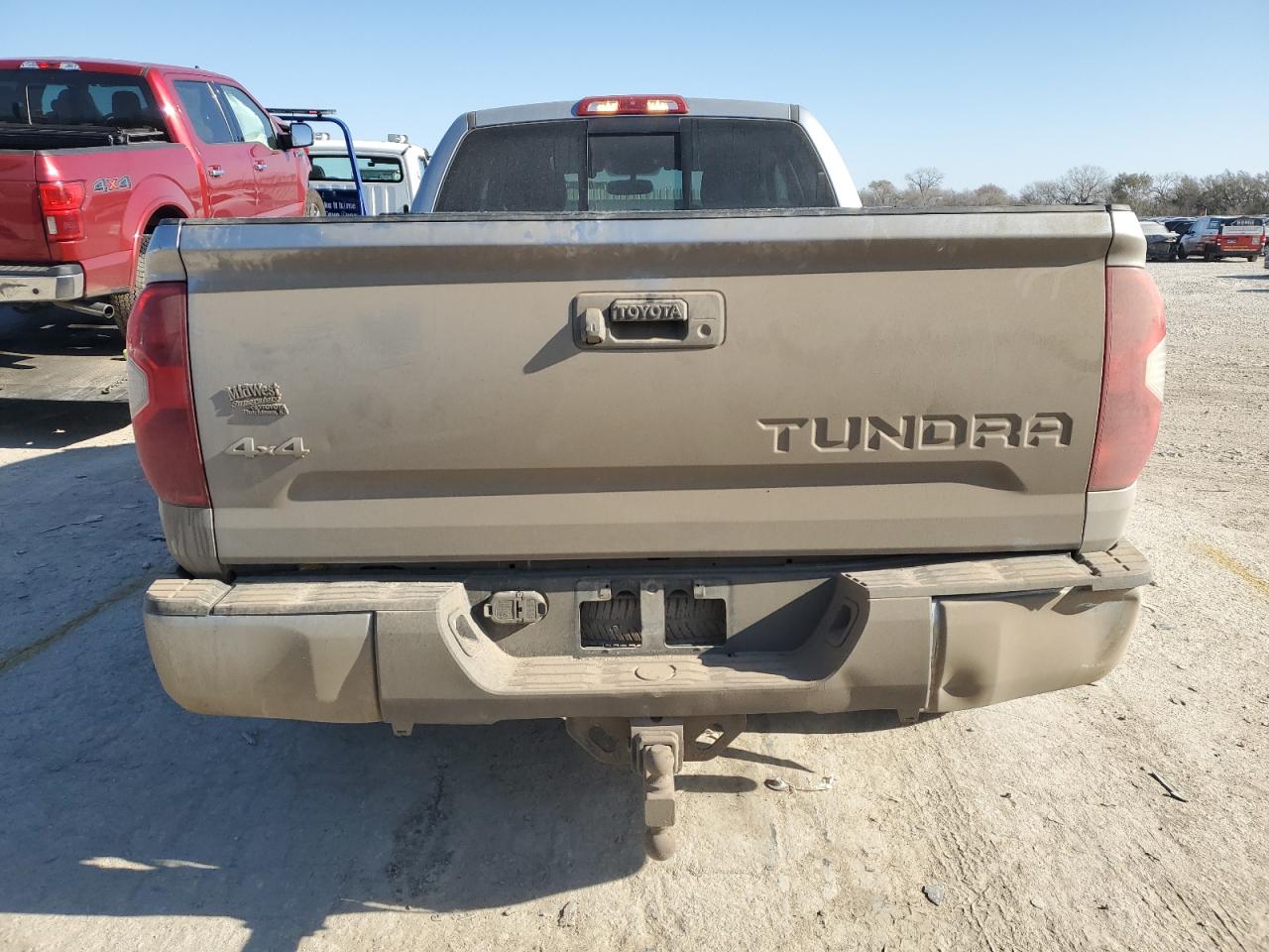 2014 Toyota Tundra VIN 5TFUW5F15EX401328 Copart auction photo, front end / side damage thumbnail 6