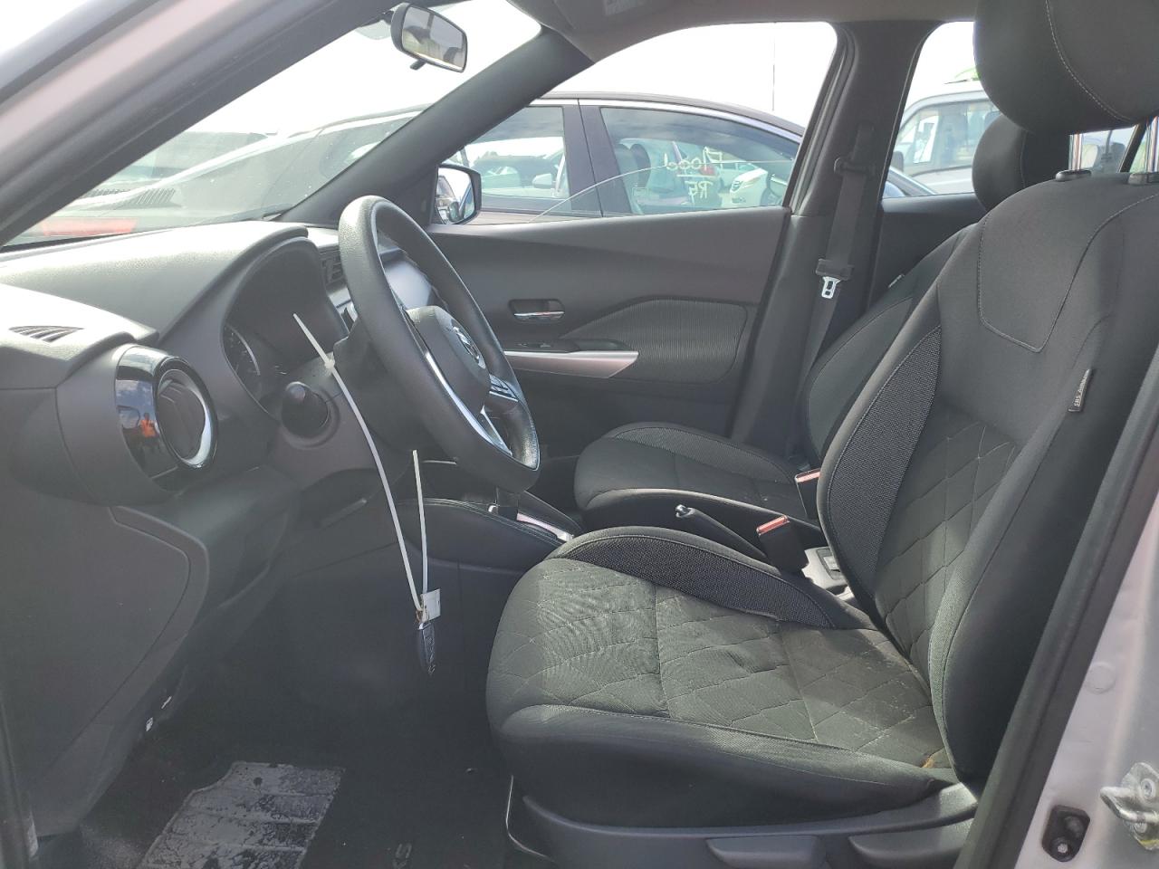 2020 Nissan Kicks VIN 3N1CP5CV6LL509775 Copart auction photo, water/flood damage thumbnail 7