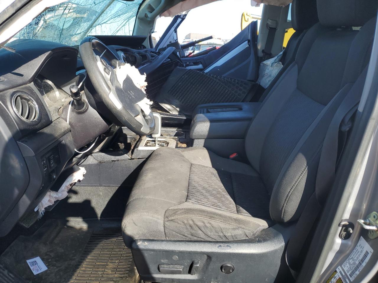 2017 Toyota Tundra VIN 5TFDW5F14HX611231 Copart auction photo, side / front end damage thumbnail 7