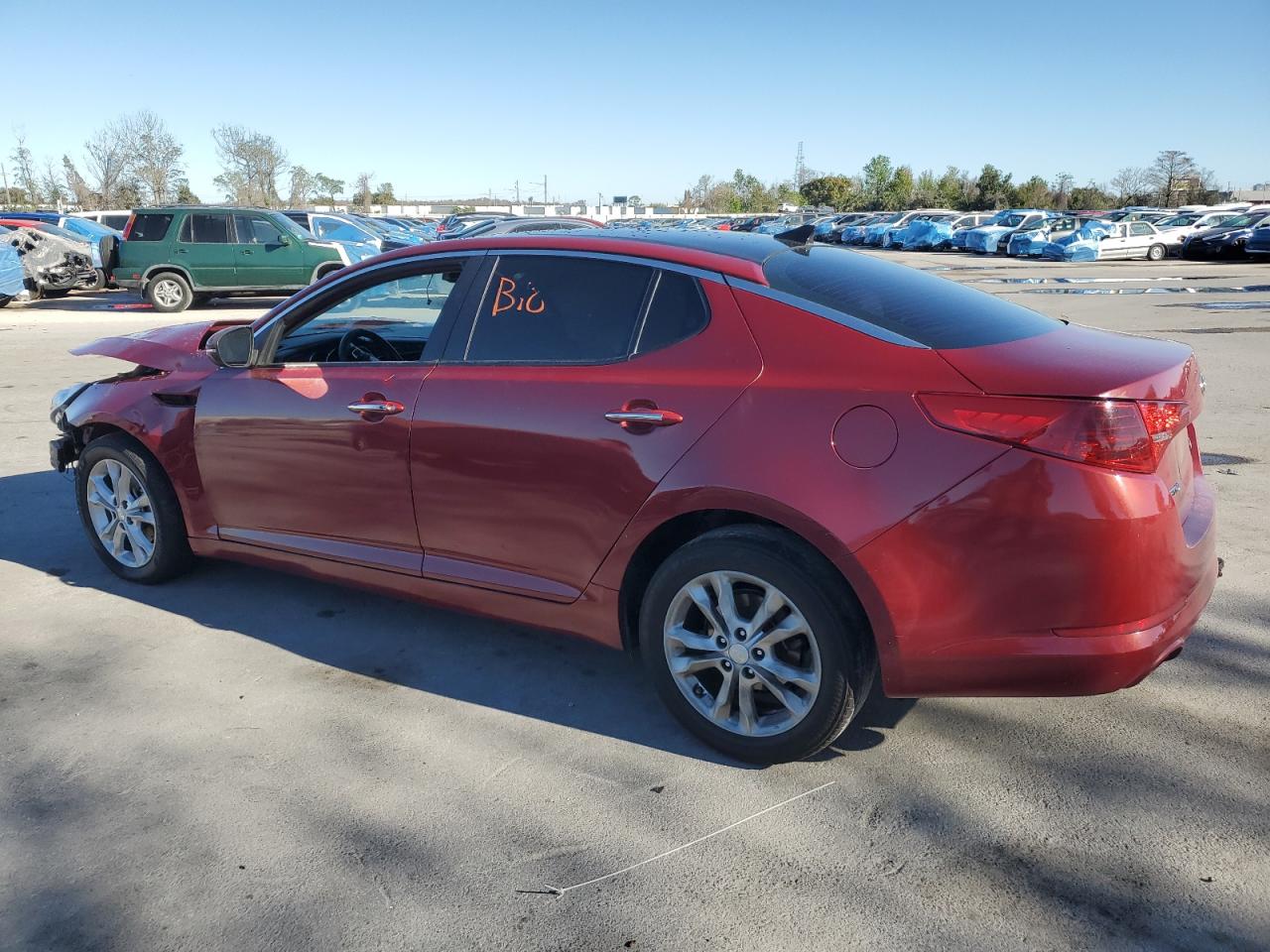 2012 KIA Optima VIN 5XXGN4A75CG084113 Copart auction photo, front end / side damage thumbnail 2