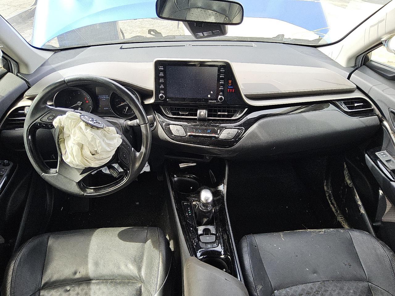 2020 Toyota C-HR VIN JTNKHMBX6L1081552 Copart auction photo, front end damage thumbnail 8