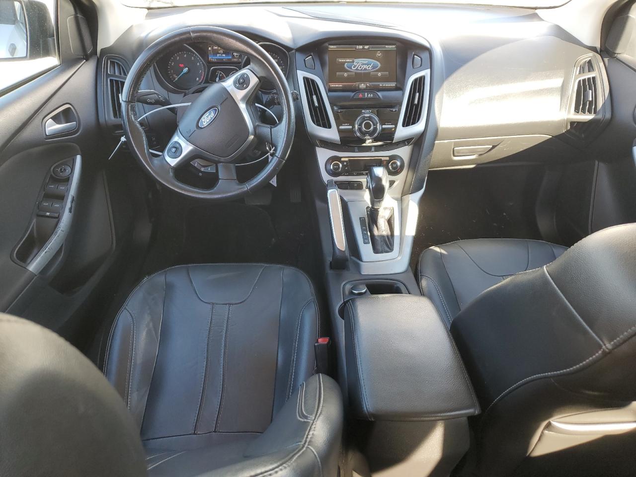 2014 Ford Focus VIN 1FADP3K22EL117488 Copart auction photo, front end / rear end damage thumbnail 8