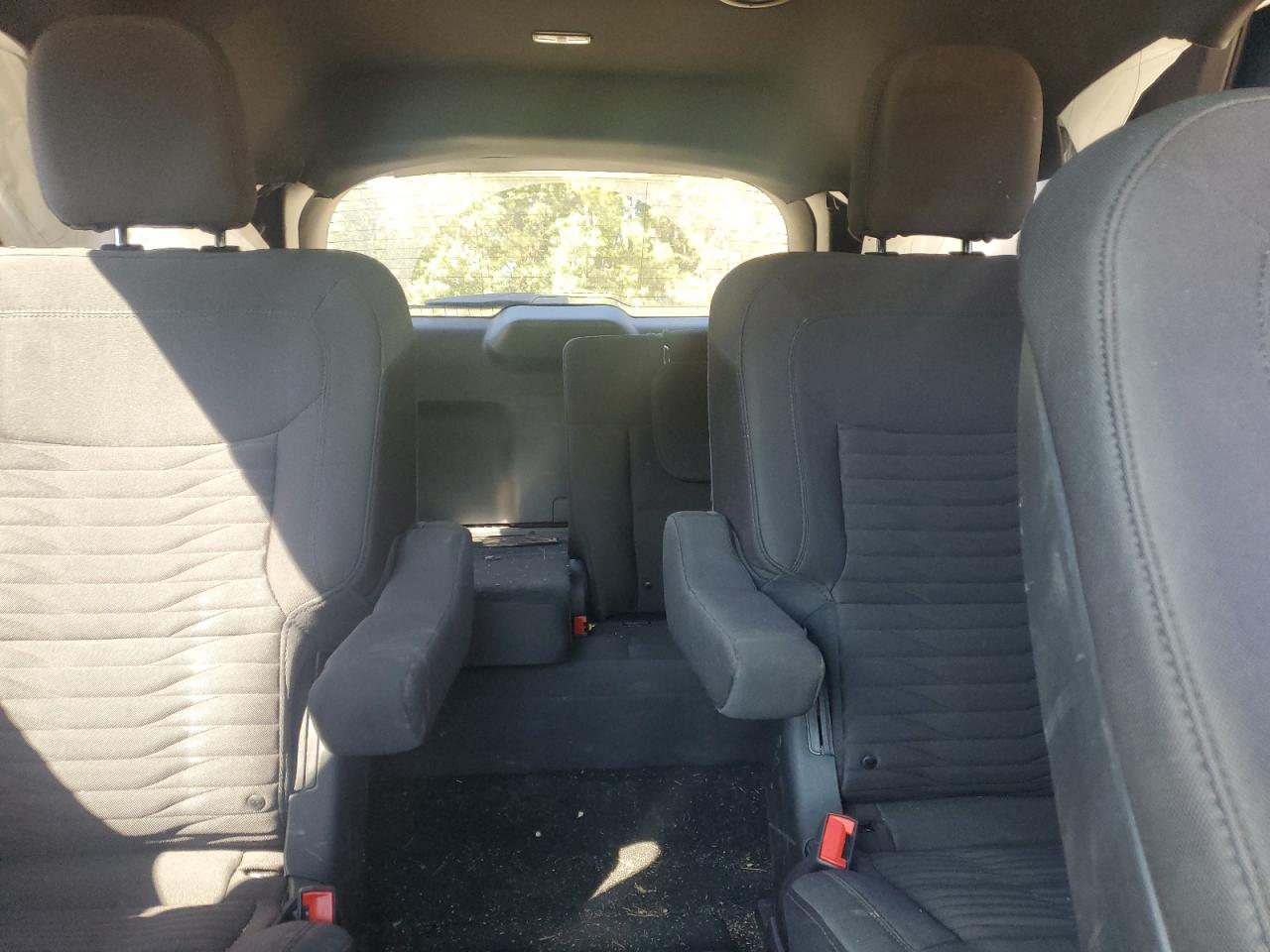 2020 Ford Explorer VIN 1FMSK8DH1LGB46612 Copart auction photo, side / front end damage thumbnail 10