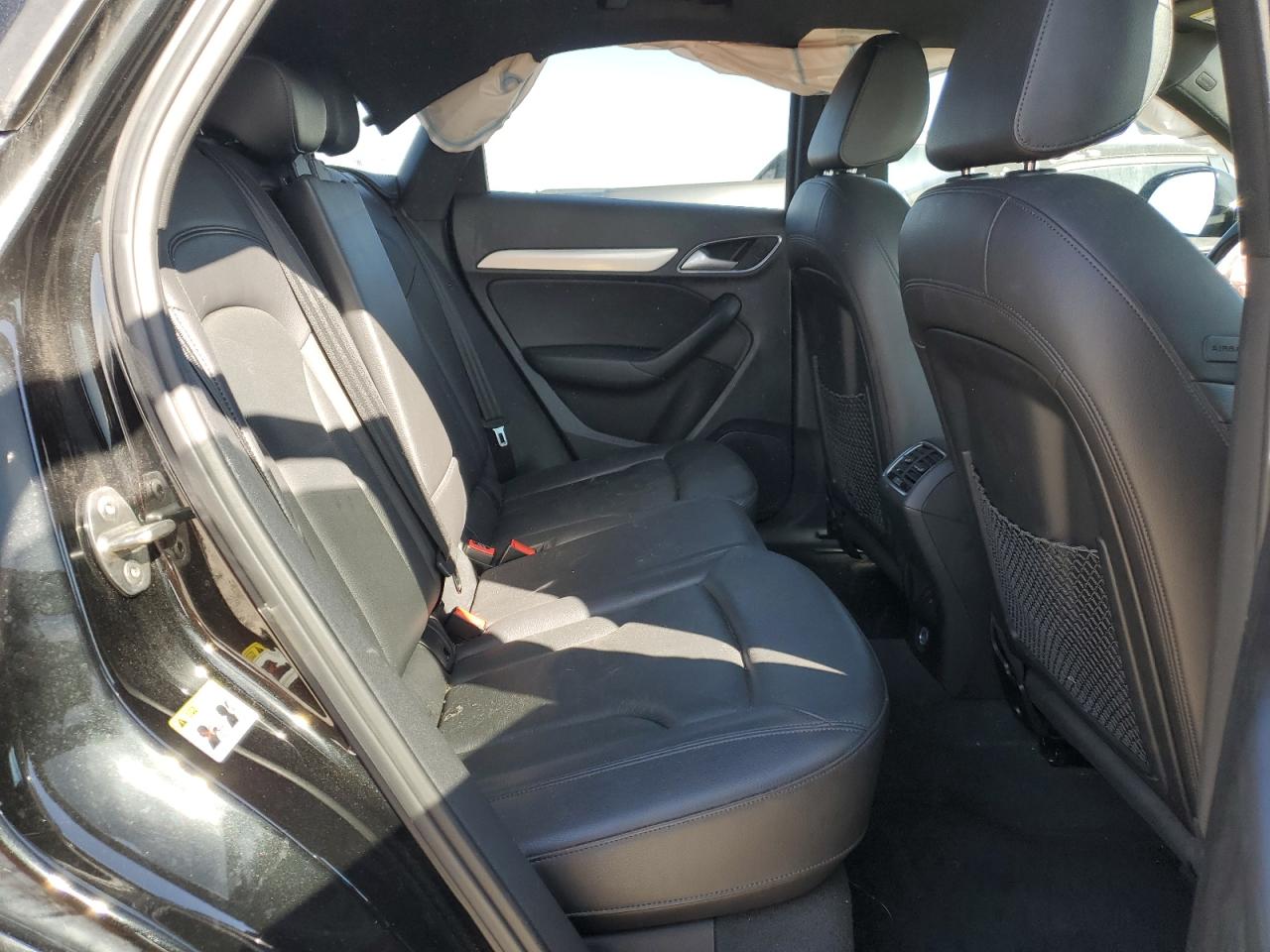 2018 Audi Q3 VIN WA1ECCFS2JR000659 Copart auction photo, side / front end damage thumbnail 10