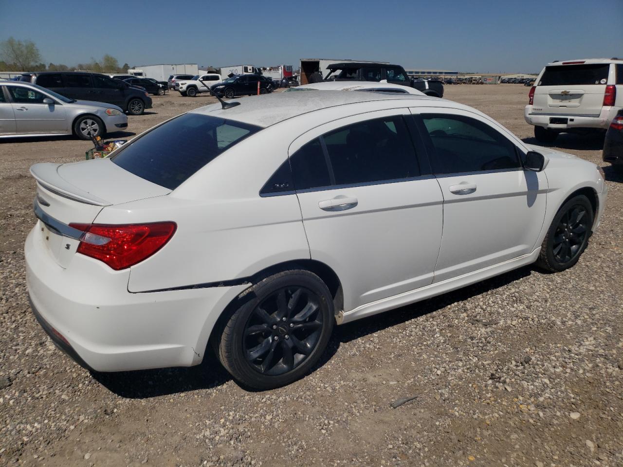 2013 Chrysler 200 VIN 1C3CCBCG7DN719221 Copart auction photo, side / all over damage thumbnail 3