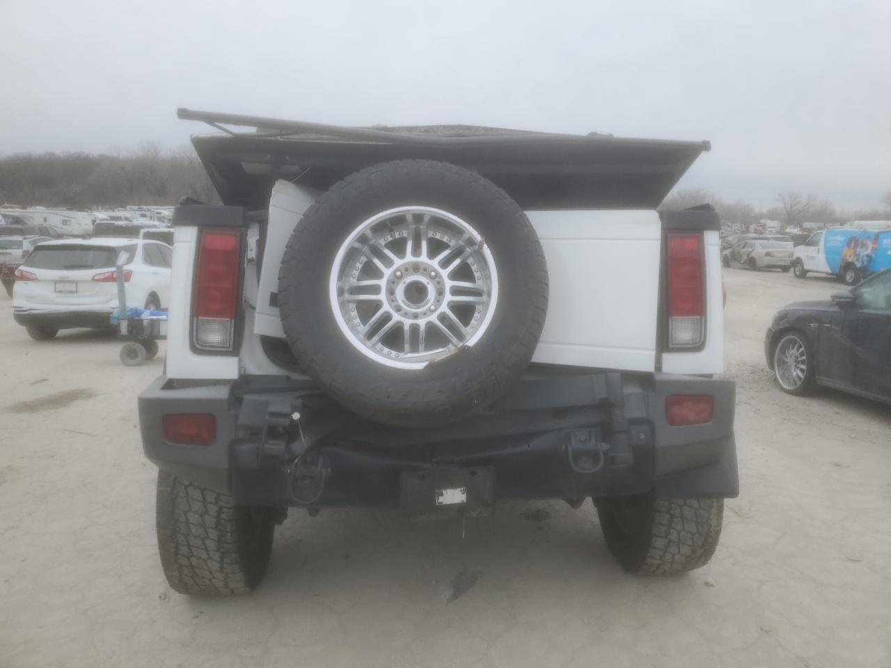 2007 Hummer H2 VIN 5GRGN22U87H111448 Copart auction photo, rear end damage thumbnail 6