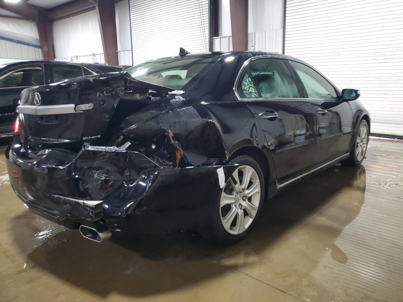 2010 Acura RL VIN JH4KB2F69AC002791 Copart auction photo, rear end damage thumbnail 3