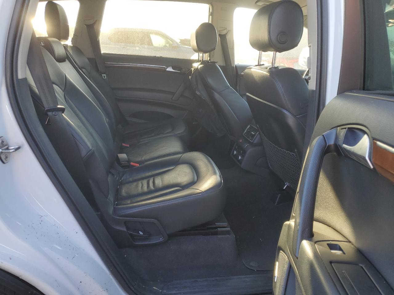 2015 Audi Q7 VIN WA1LGAFE6FD016121 Copart auction photo, water/flood damage thumbnail 11