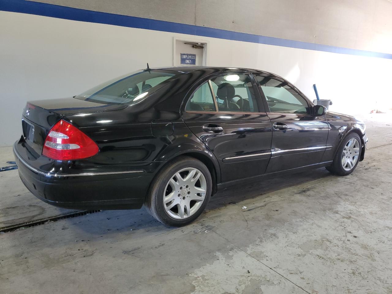 2003 Mercedes-Benz E-klasse VIN WDBUF70J83A153241 Copart auction photo, all over damage thumbnail 3