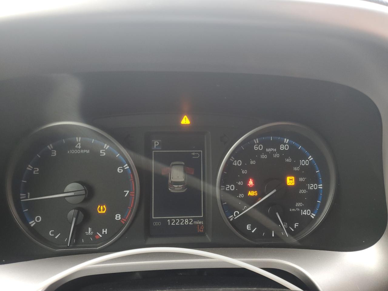 2017 Toyota RAV 4 VIN JTMZFREV5HJ712914 Copart auction photo, front end damage thumbnail 9