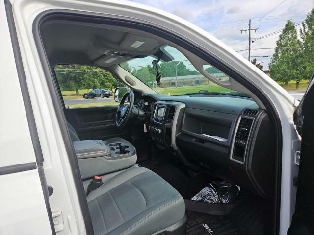 2018 RAM 2500 VIN 3C6UR5CL2JG417182 Copart auction photo, minor dent/scratches / normal wear damage thumbnail 5
