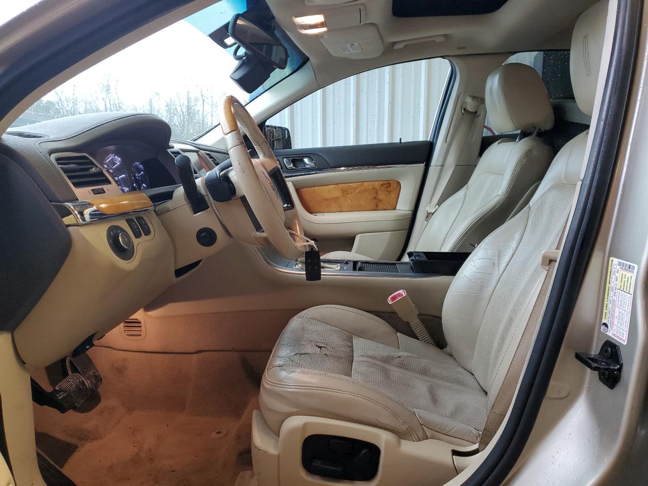 2011 Lincoln MKS VIN 1LNHL9DR8BG603985 Copart auction photo, front end damage thumbnail 7