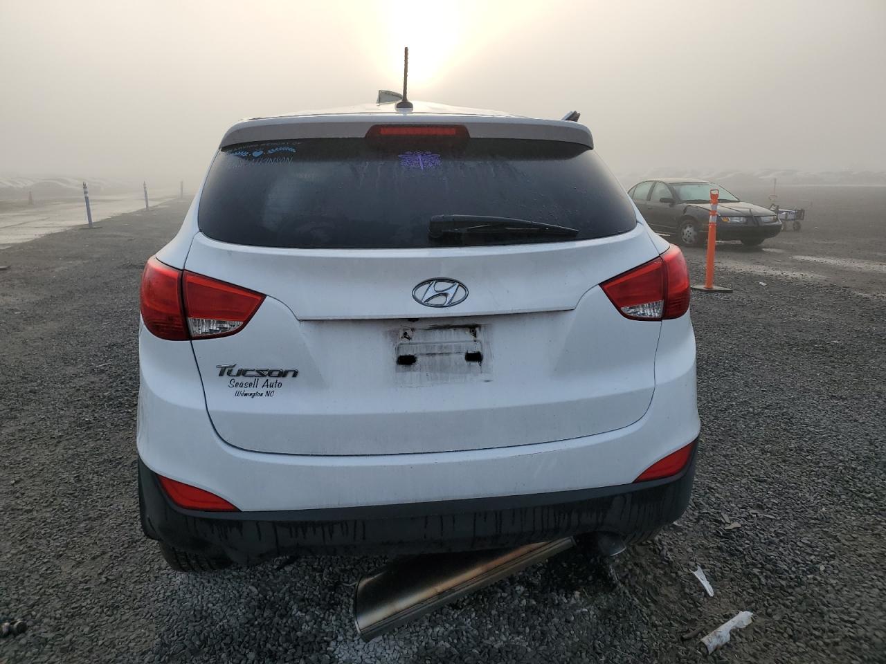 2015 Hyundai Tucson VIN KM8JT3AF5FU964008 Copart auction photo, all over damage thumbnail 6