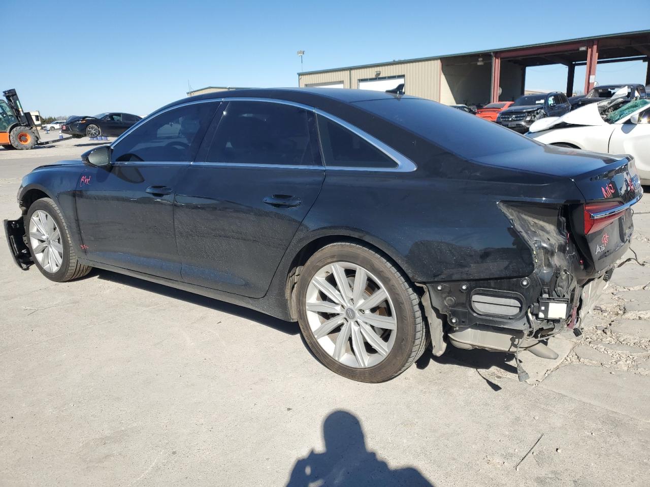2019 Audi A6 VIN WAUD8AF29KN130760 Copart auction photo, rear end / front end damage thumbnail 2