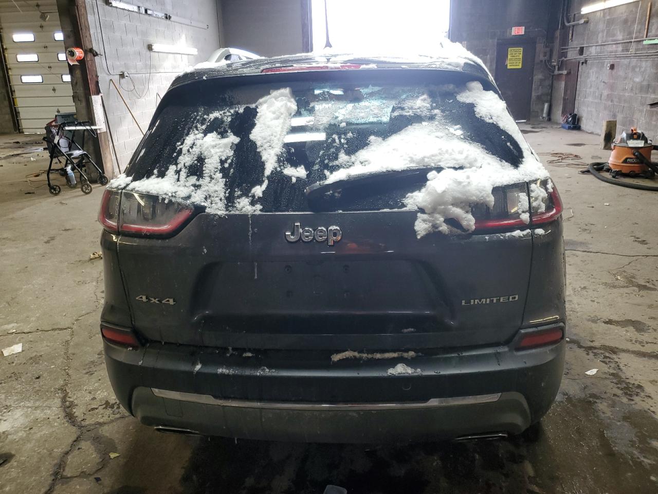2019 Jeep Grand Cherokee VIN 1C4PJMDX6KD122237 Copart auction photo, side / front end damage thumbnail 6