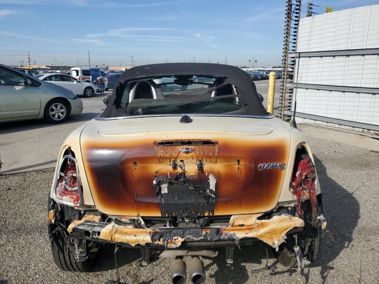 2013 MINI Cooper VIN WMWSY3C5XDT594642 Copart auction photo, burn / rear end damage thumbnail 10
