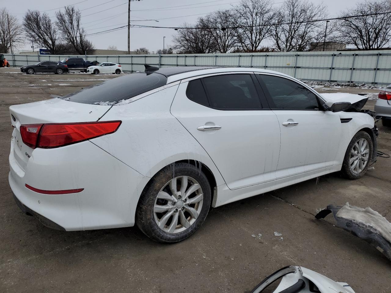 2015 KIA Optima VIN 5XXGN4A75FG478165 Copart auction photo, front end / side damage thumbnail 3
