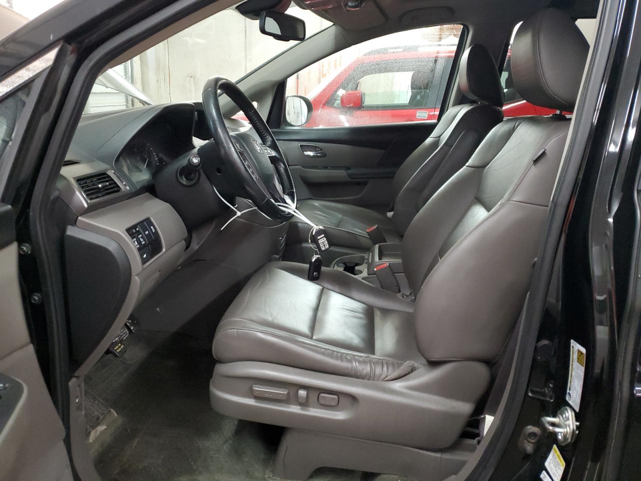 2015 Honda Odyssey VIN 5FNRL5H67FB124068 Copart auction photo, rear end / minor dent/scratches damage thumbnail 7