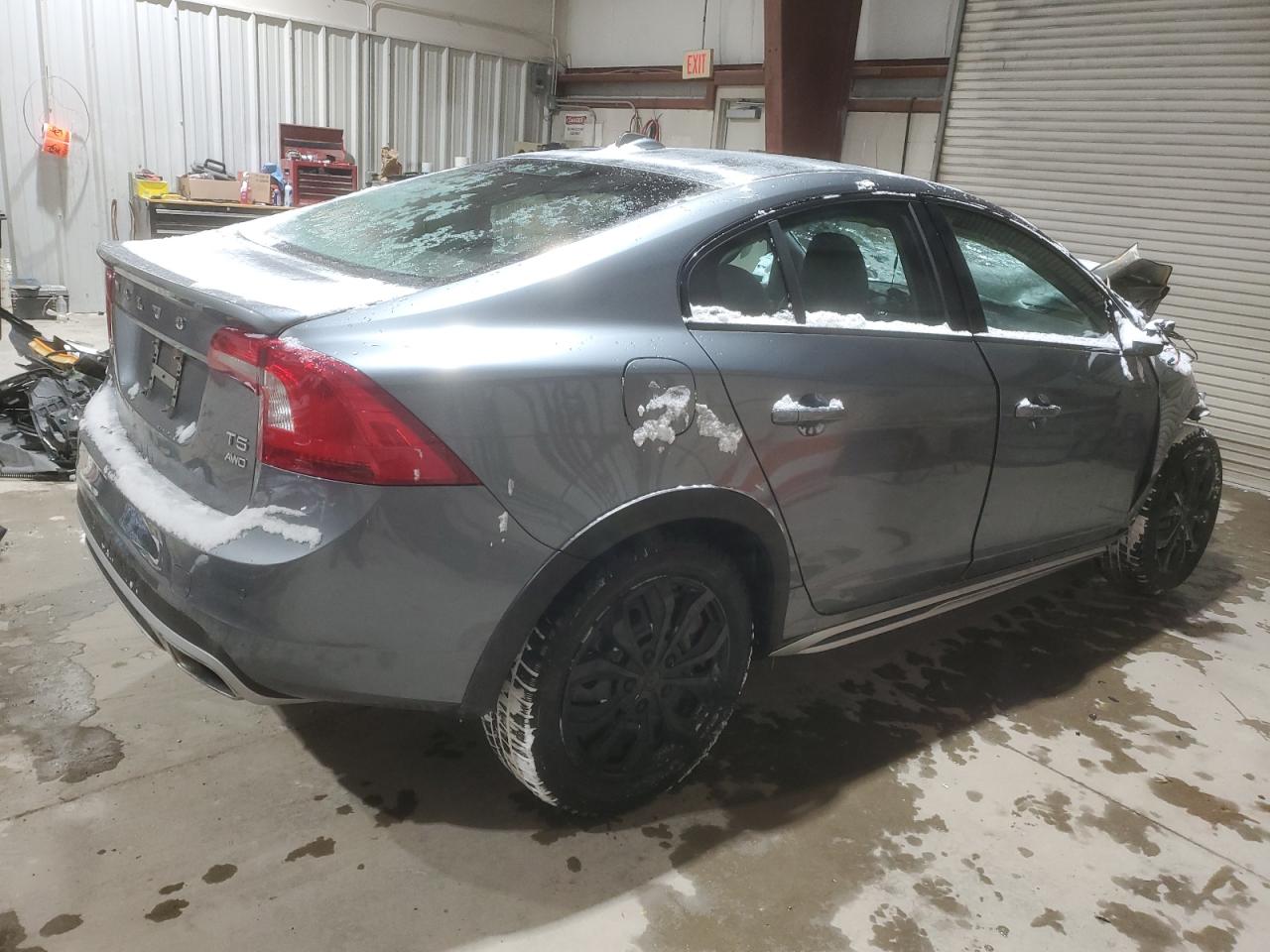 2018 Volvo S60 VIN YV440MUM0J2006275 Copart auction photo, front end damage thumbnail 3