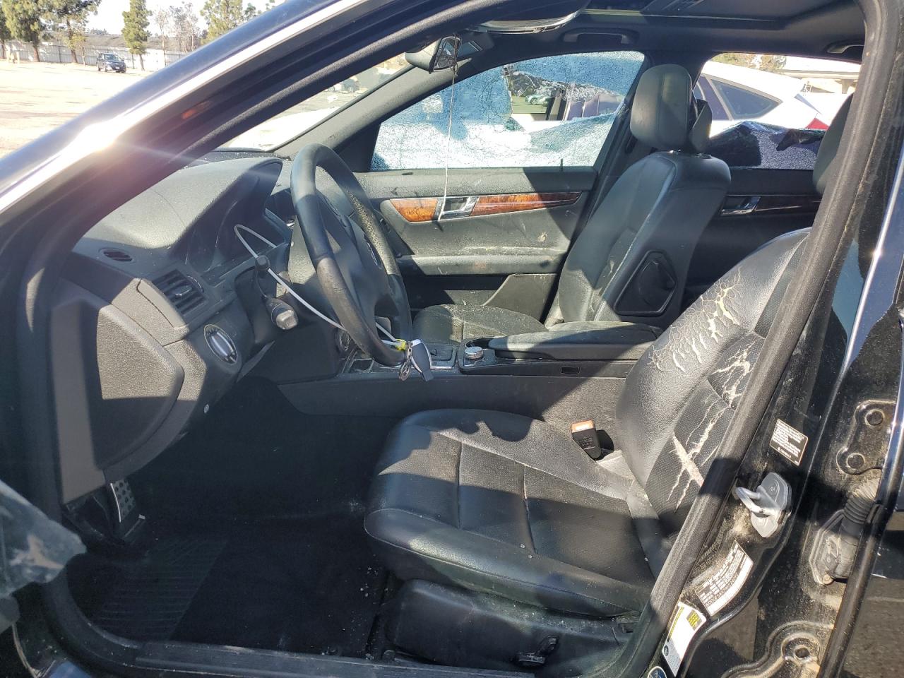 2009 Mercedes-Benz C-klasse VIN WDDGF54X79F224092 Copart auction photo, all over / vandalism damage thumbnail 7