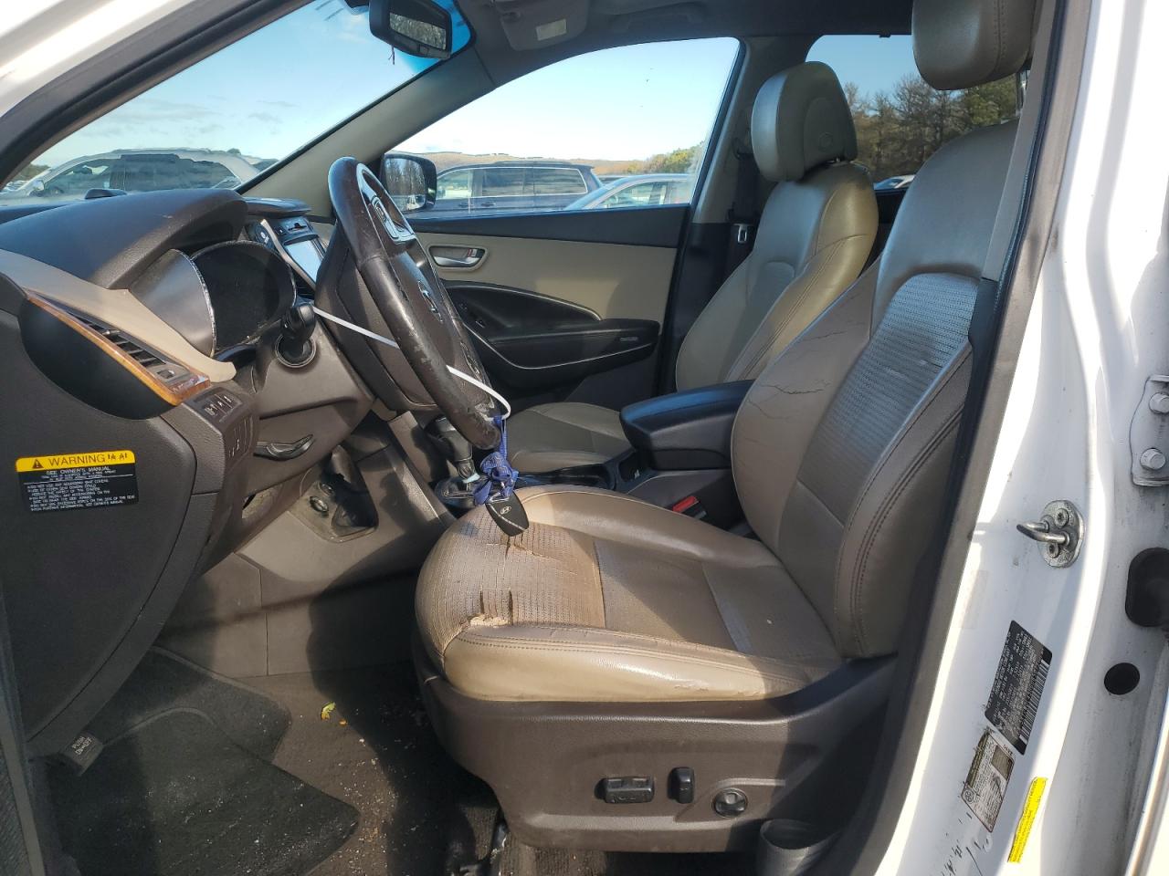 2013 Hyundai Santa Fe VIN 5XYZWDLA5DG065072 Copart auction photo, minor dent/scratches damage thumbnail 7