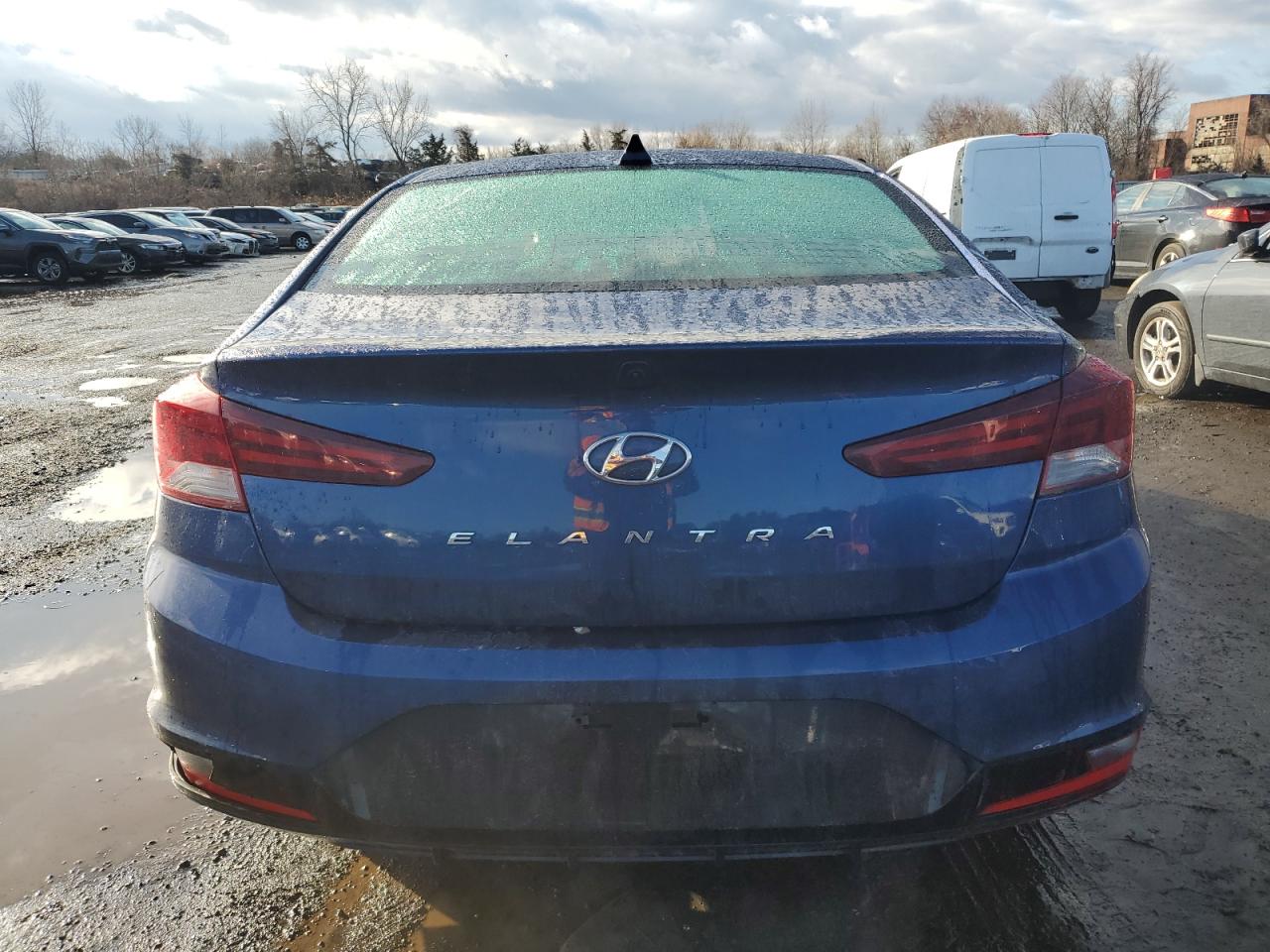 2020 Hyundai Elantra VIN 5NPD84LF1LH562403 Copart auction photo, front end / minor dent/scratches damage thumbnail 6