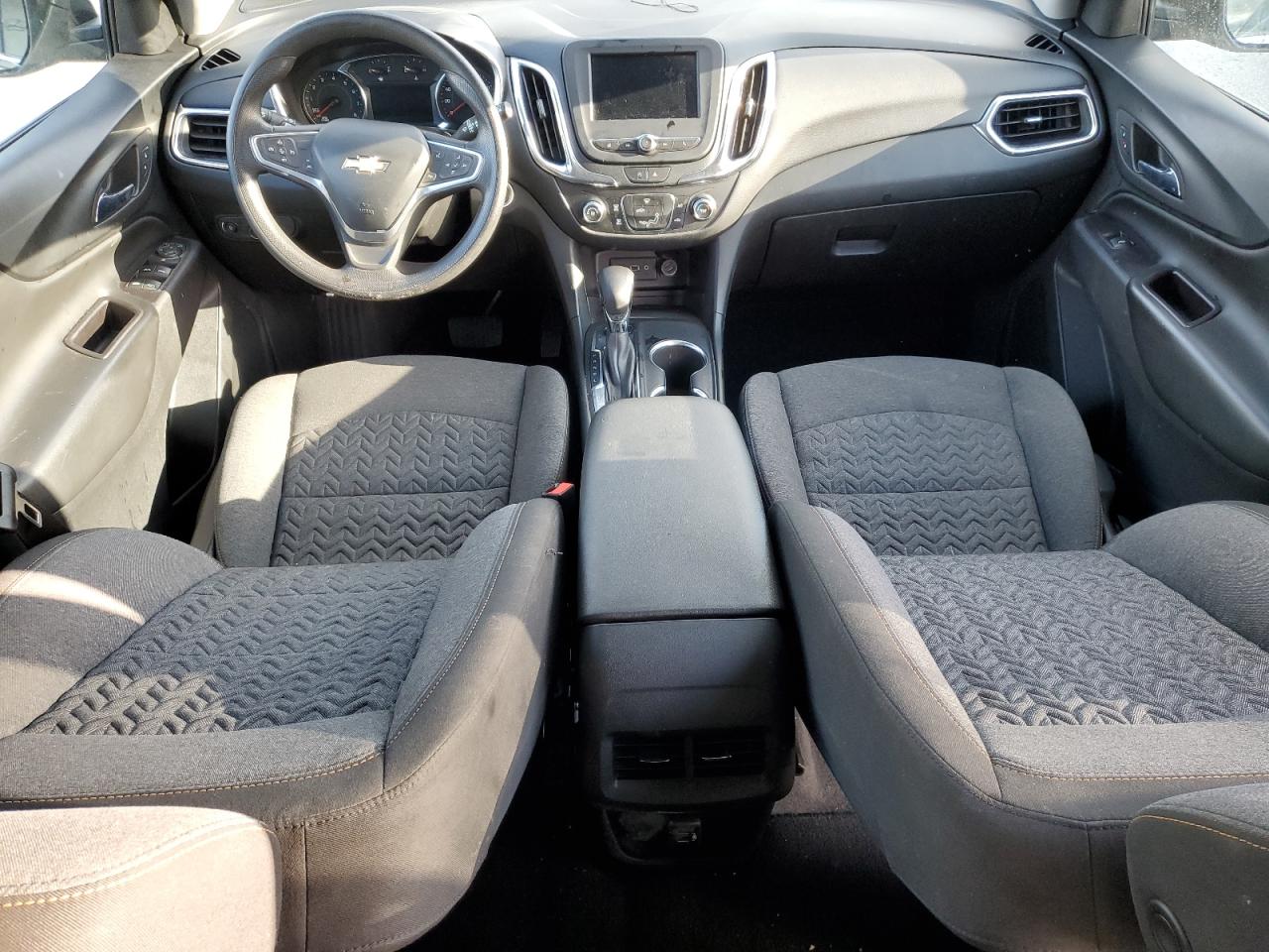 2022 Chevrolet Equinox VIN 2GNAXUEV7N6155548 Copart auction photo, rear end / minor dent/scratches damage thumbnail 8