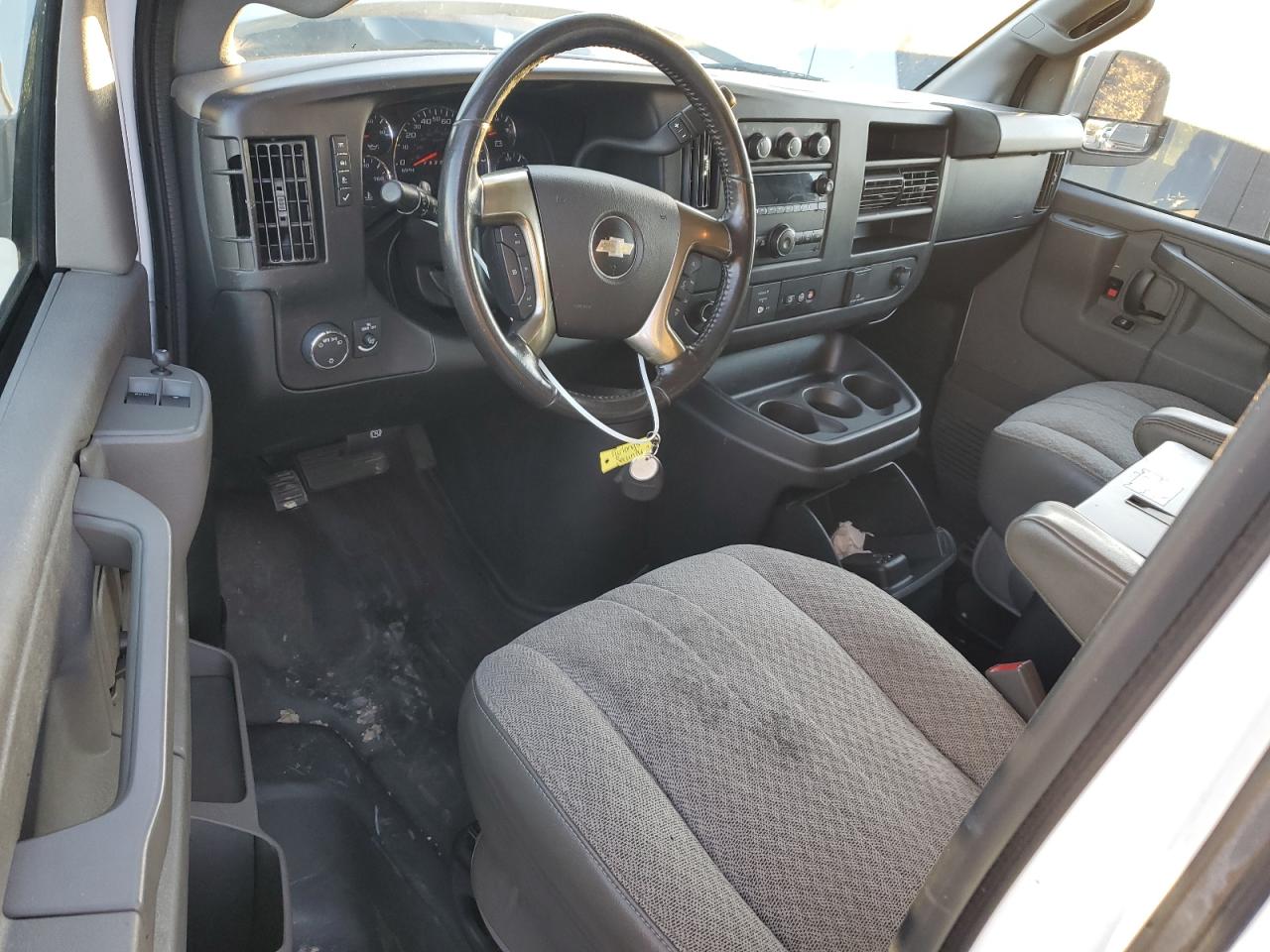 2017 Chevrolet Express VIN 1GCWGAFF2H1303469 Copart auction photo, rear end damage thumbnail 8